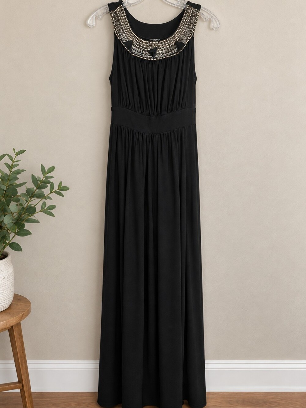 HAANI black maxi dress – Size Medium
